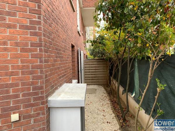 Rez-de-jardin avec jardin privatif + parking – Opportunité rare !