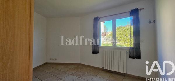 Location maison 4 pièces 157 m² Passa