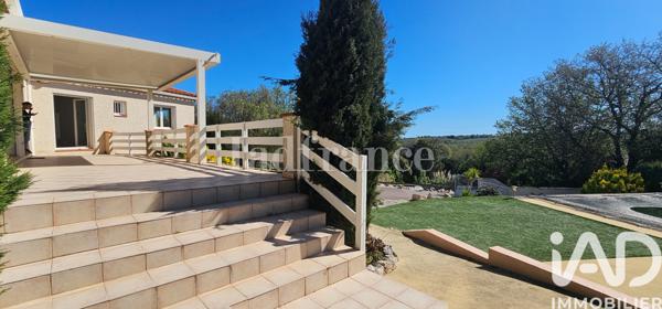 Location maison 4 pièces 157 m² Passa