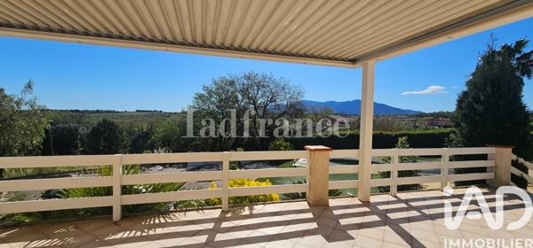 Location maison 4 pièces 157 m² Passa