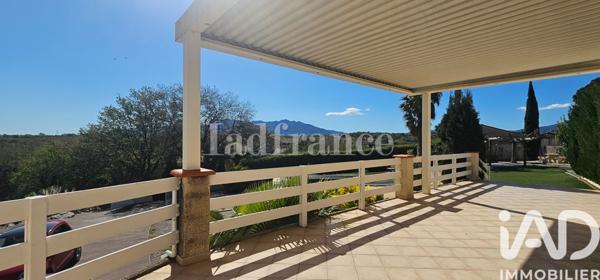 Location maison 4 pièces 157 m² Passa