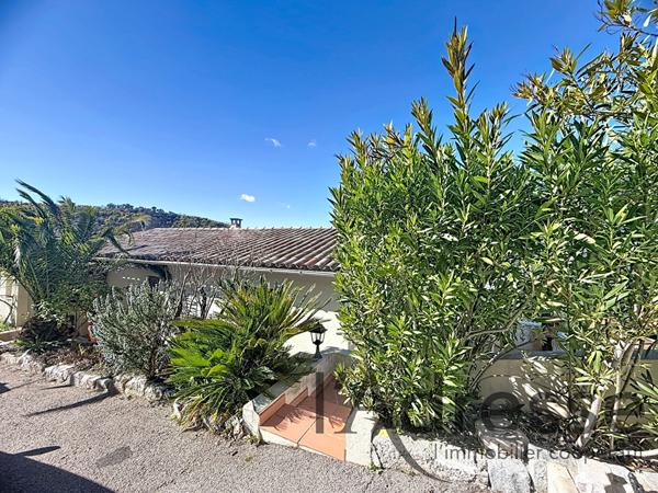 Magnifique villa 5 pièces 130 m² sur un terrain de 2000 m² à Tanneron !