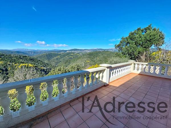 Magnifique villa 5 pièces 130 m² sur un terrain de 2000 m² à Tanneron !