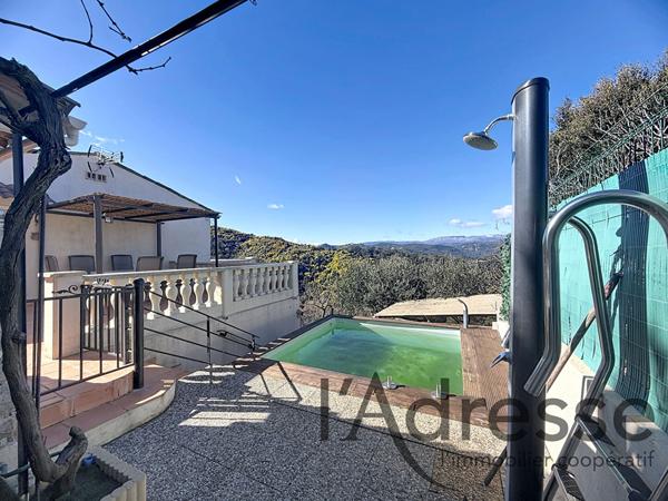 Magnifique villa 5 pièces 130 m² sur un terrain de 2000 m² à Tanneron !