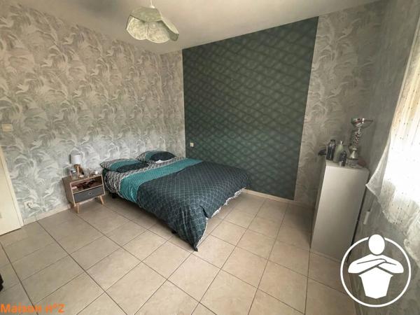 Vente                                                      Maison
                        
                     9 pièces                      248 m2                     à Lédat
