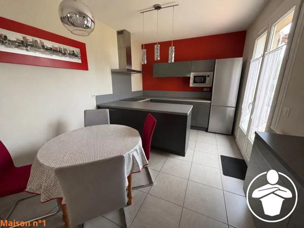 Vente                                                      Maison
                        
                     9 pièces                      248 m2                     à Lédat