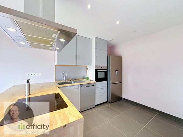 Maison
         6 pièces
        - 180 m² 160 800 € *