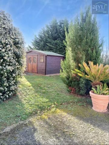 Maison
         9 pièces
        - 220 m² 189 000 € *