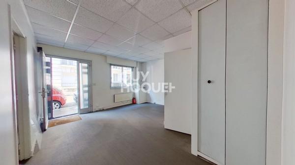 75015 BOUCICAUT / FELIX FAURE- LOCAL COMMERCIAL 34M² 2 PIECES
