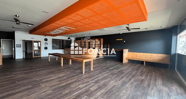 Location Local commercial 3 pièces - Montélimar 26200
