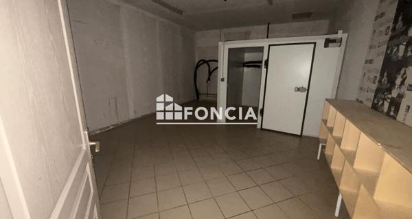 Location Local commercial 3 pièces - Montélimar 26200