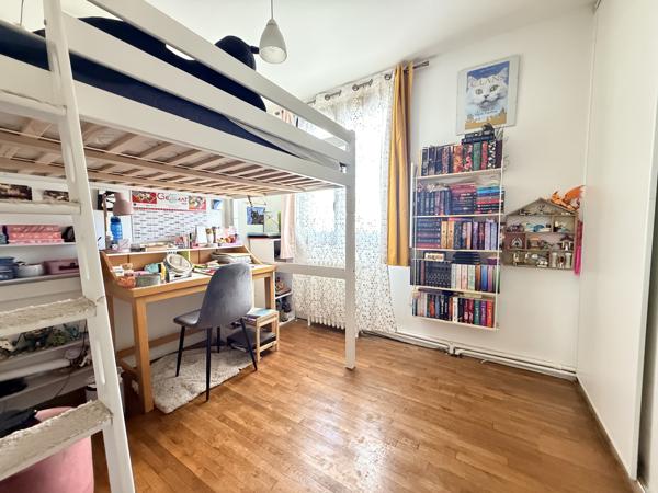 Maison 5 pièce(s) 4 chambre(s) 130 m²