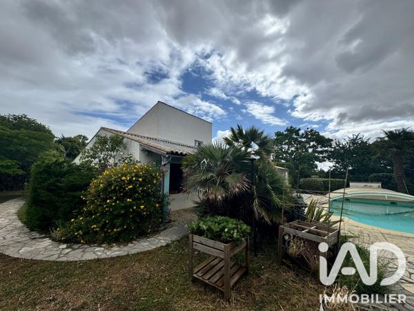 Maison à vendre 6 pièces 155 m² Dompierre-sur-Mer