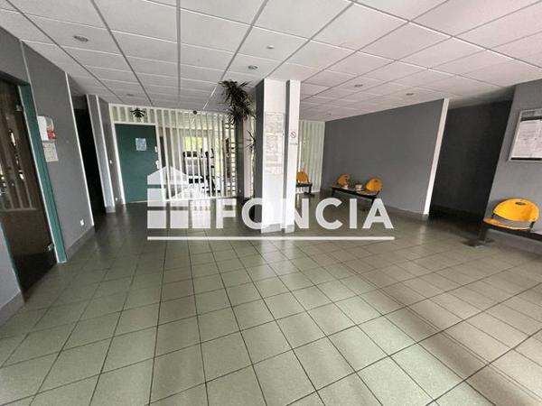 Location Studio 17.85 m² - 4 PORTE DE L'EUROPE Caen 14000