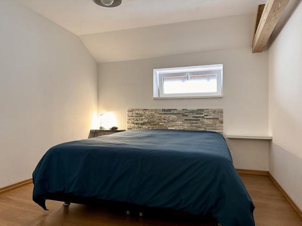 Ensemble immobilier mixte 240 000 €