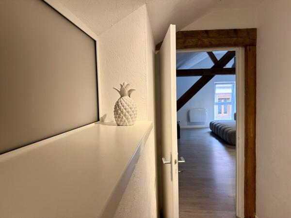 Ensemble immobilier mixte 240 000 €