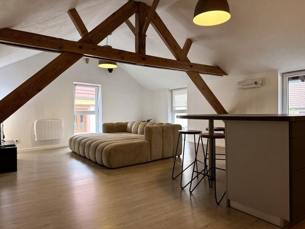 Ensemble immobilier mixte 240 000 €