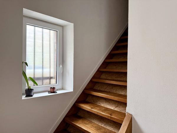 Ensemble immobilier mixte 240 000 €
