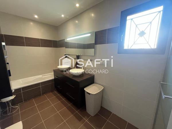 JACOU –Superbe villa contemporaine haut de gamme 150 m² avec piscine, pool-house et terrain de 902 m² sans vis-à-vis
