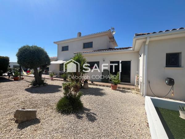 JACOU –Superbe villa contemporaine haut de gamme 150 m² avec piscine, pool-house et terrain de 902 m² sans vis-à-vis