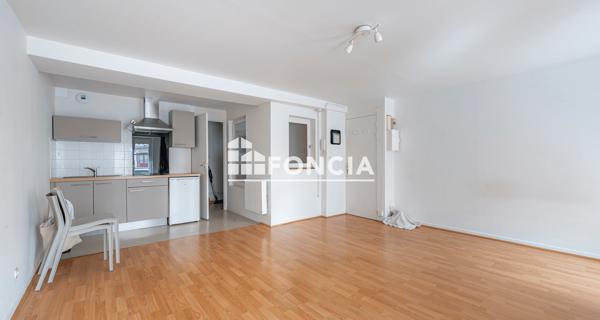 À vendre Studio 32 m² - Vienne 38200