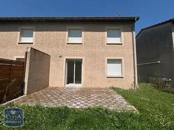 Maison à louer 4 pièces 78.86m² Montchanin (71210)