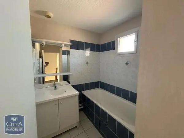 Maison à louer 4 pièces 78.86m² Montchanin (71210)