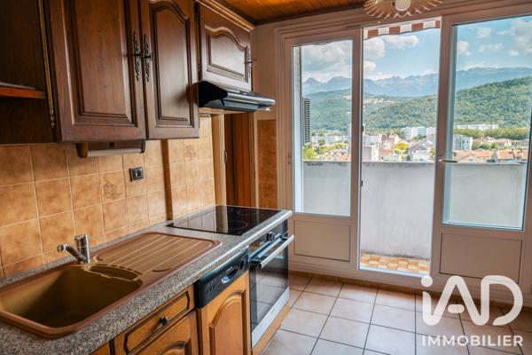 Appartement à vendre 4 pièces 66,81 m² Saint-Martin-d'Hères