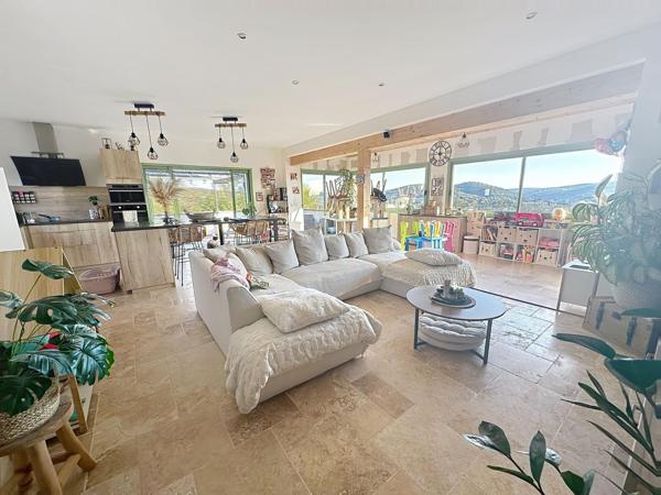 Maison de 150 m2 avec sous-sol , 4 chambres secteur Lamagdeleine