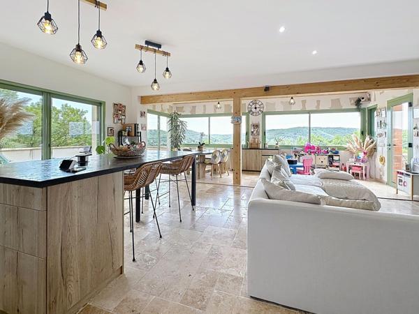 Maison de 150 m2 avec sous-sol , 4 chambres secteur Lamagdeleine