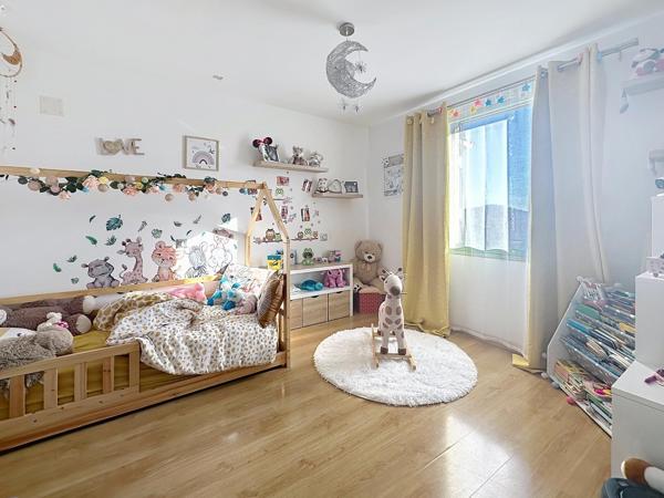 Maison de 150 m2 avec sous-sol , 4 chambres secteur Lamagdeleine