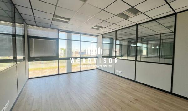 À LOUER : BUREAU D'ENVIRON 32 M² AU SEIN D'UN ESPACE PARTAGÉ