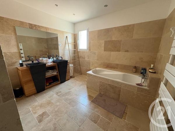 Maison à vendre  6 pièces - 169,08 m2 ST GILLES - 30