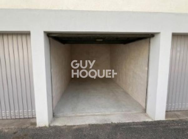 PARKING À VENDRE