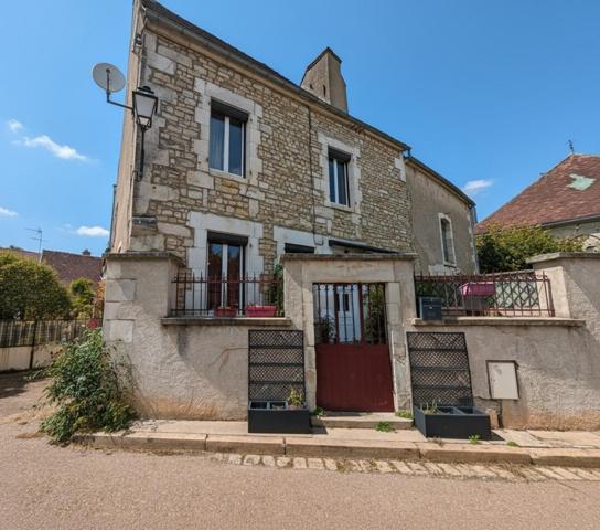 Maison de charme 3 pièces + dépendances