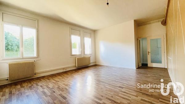 Appartement 3 pièces de 73 m² à Nozay (91620)
