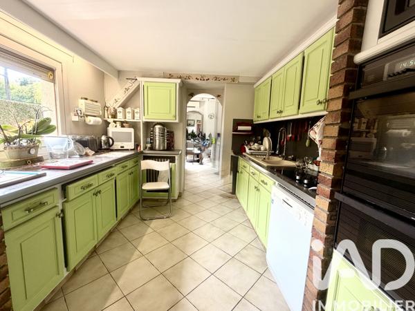 Maison à vendre 10 pièces 226 m² Paron