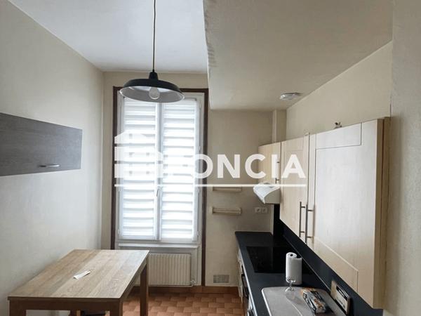 Location Appartement meublé 3 pièces 56.33 m² - 17 RUE VICTOR HUGO Rouen 76000