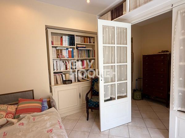 Trois pièces, esprit atelier d'artiste avec extérieur à 5 min de la gare des Chantiers et 10 min de la gare Versailles Rive Gauche