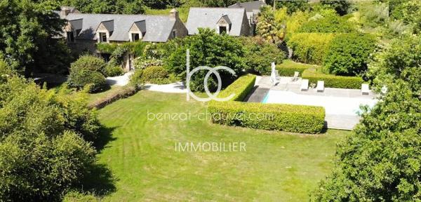SARZEAU Maison 11 pièces 330 m²