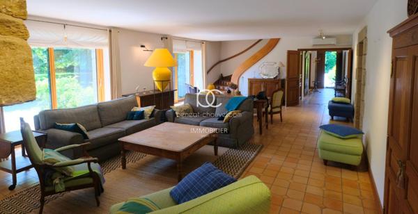 SARZEAU Maison 11 pièces 330 m²