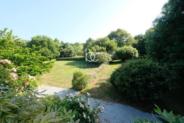 SARZEAU Maison 11 pièces 330 m²