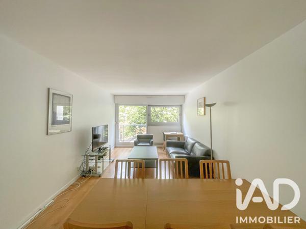 Location appartement 3 pièces 67 m² Paris 15