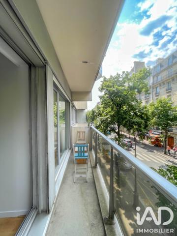 Location appartement 3 pièces 67 m² Paris 15