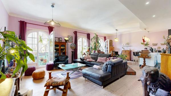 NICE - LIBÉRATION / VERNIER : VASTE 7 PIÈCES DE 165 M² AVEC BALCONS