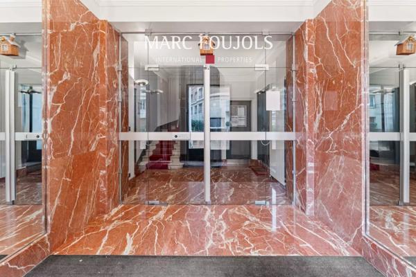 PARIS 16 – 2 pièces de 60 m² – ART DECO