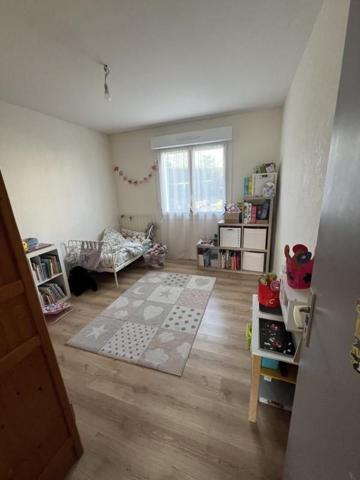 A Louer : PLOEMEUR T4 idéalement situé - 88m²