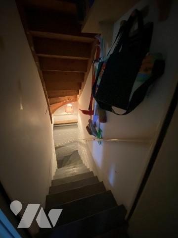 Une maison de trois chambres à coucher d'environ 120 m² sur terrain d'environ 3.960 m².