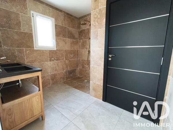 Maison à vendre 4 pièces 147,4 m² Riom
