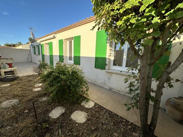 Maison
                                                                                                                                                                                                                                                                                                                        4 pièce(s)                                                                                                                                                                                                          3 chambre(s)                                                                                                                                                                                                          94.64  m²